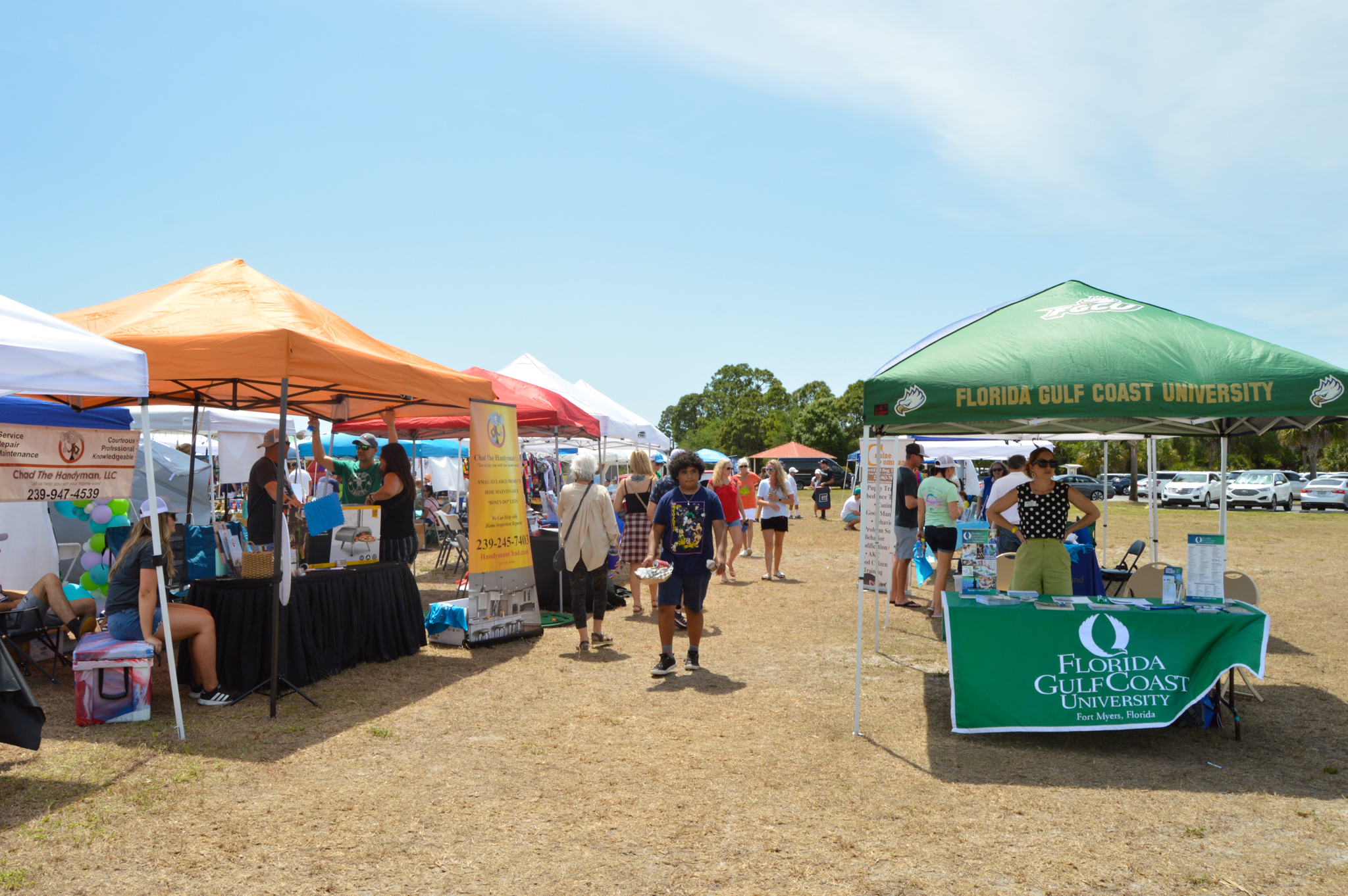 Booths-at-Estero-fest