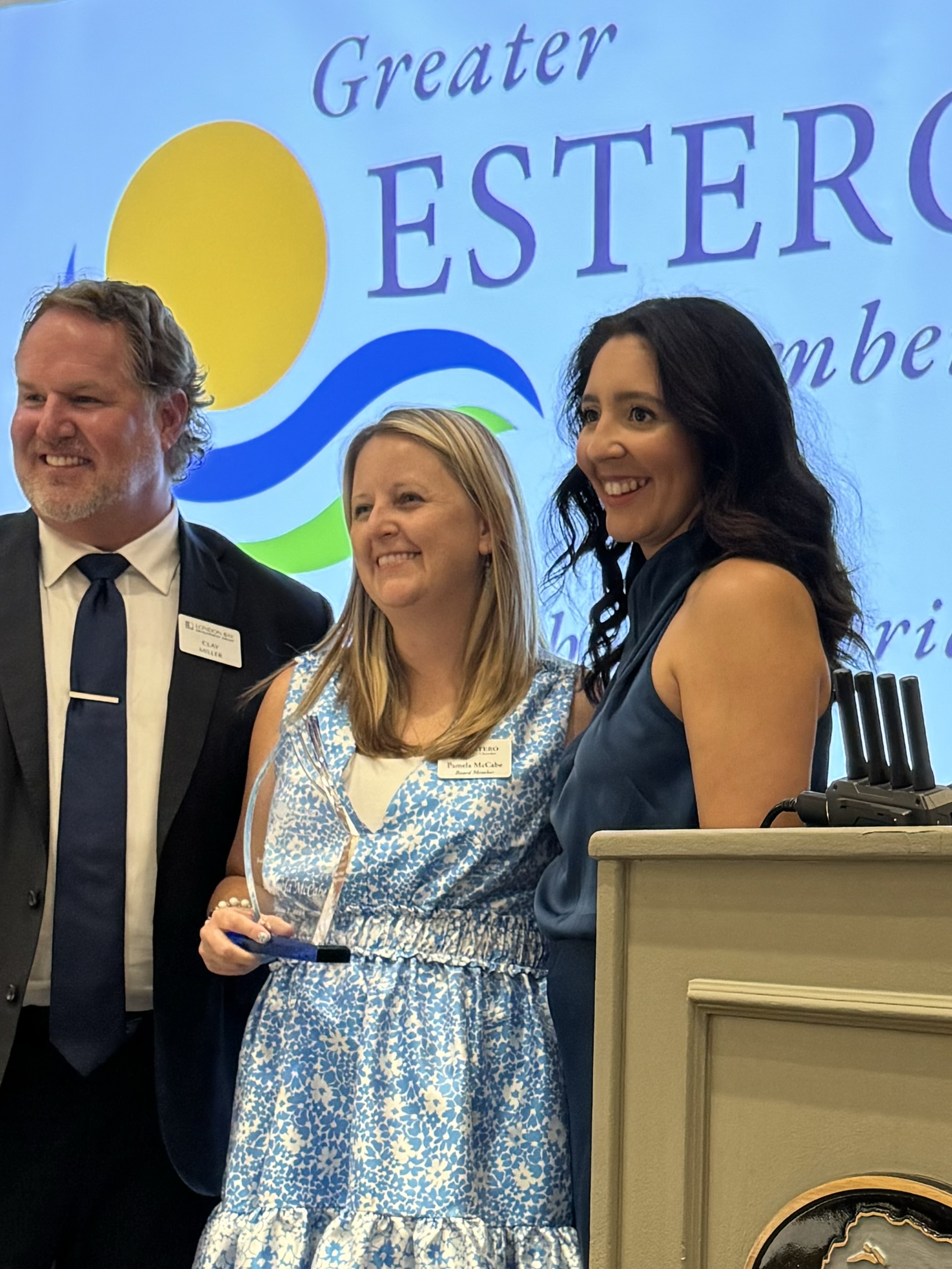 Pamela-McCabe-from-Florida-Gulf-Coast-University-is-awarded-Leadership-Estero-Alumni-of-the-Year