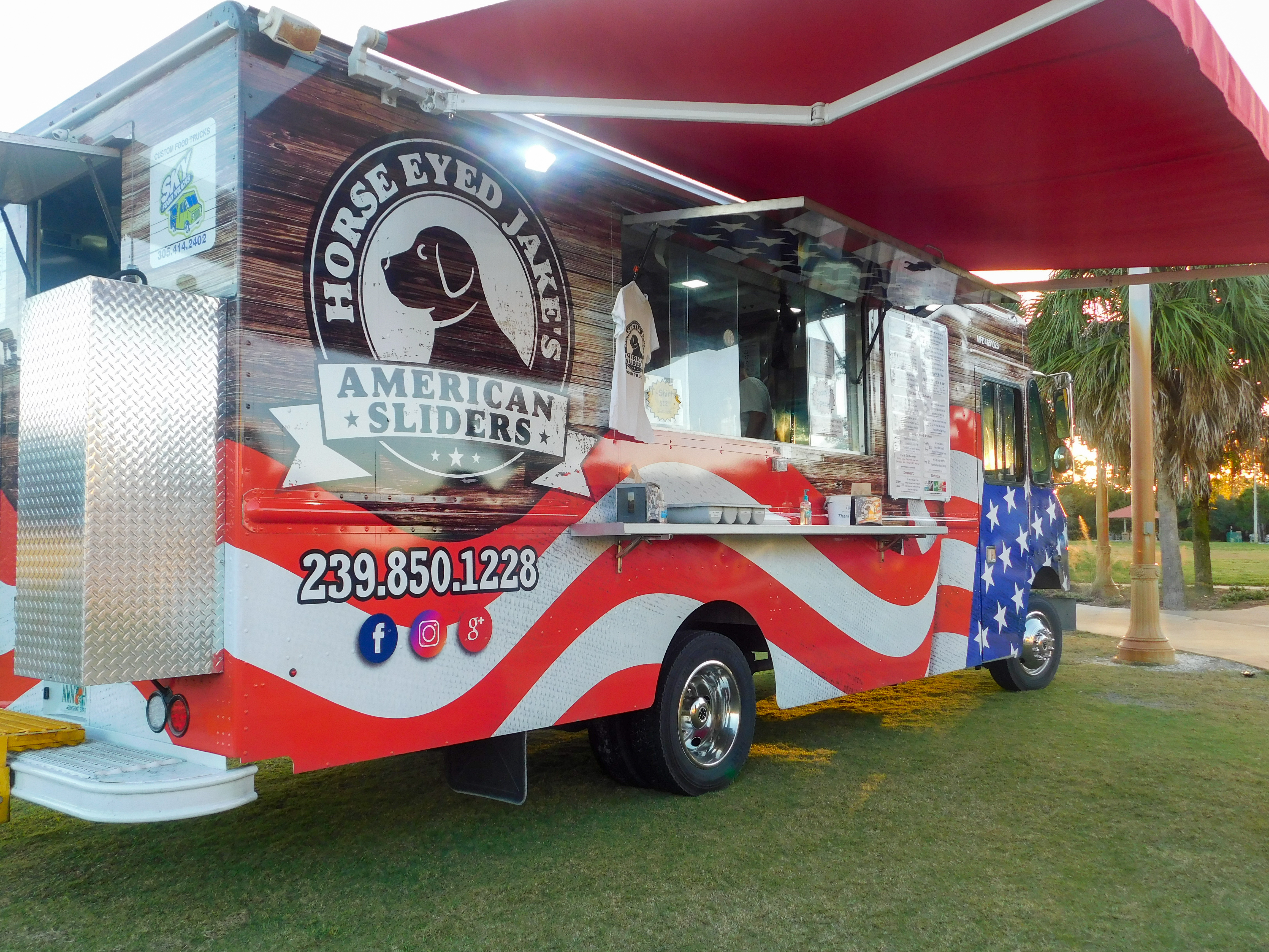 Horse-Eyed-Jakes-American-Sliders-Food-Truck