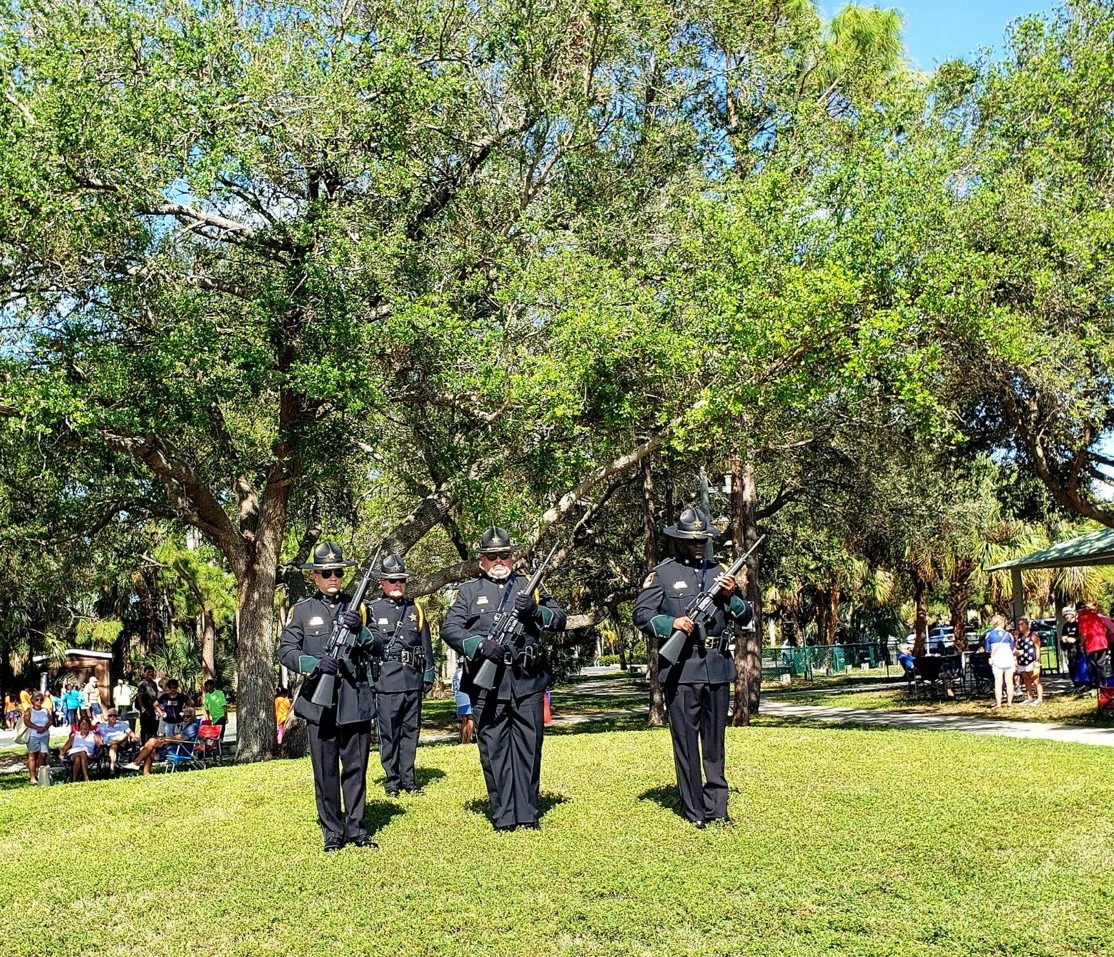 LCSO-Honor-Guard-performs-21-gun-salute