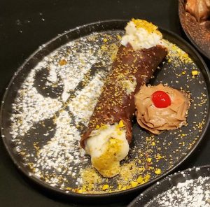 Cannoli di Chocolate and Pistachio