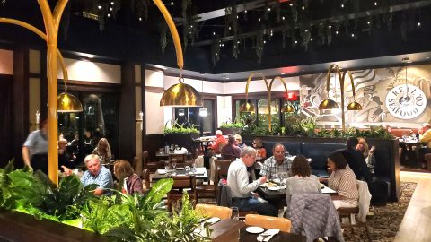 Real Seafood Interior