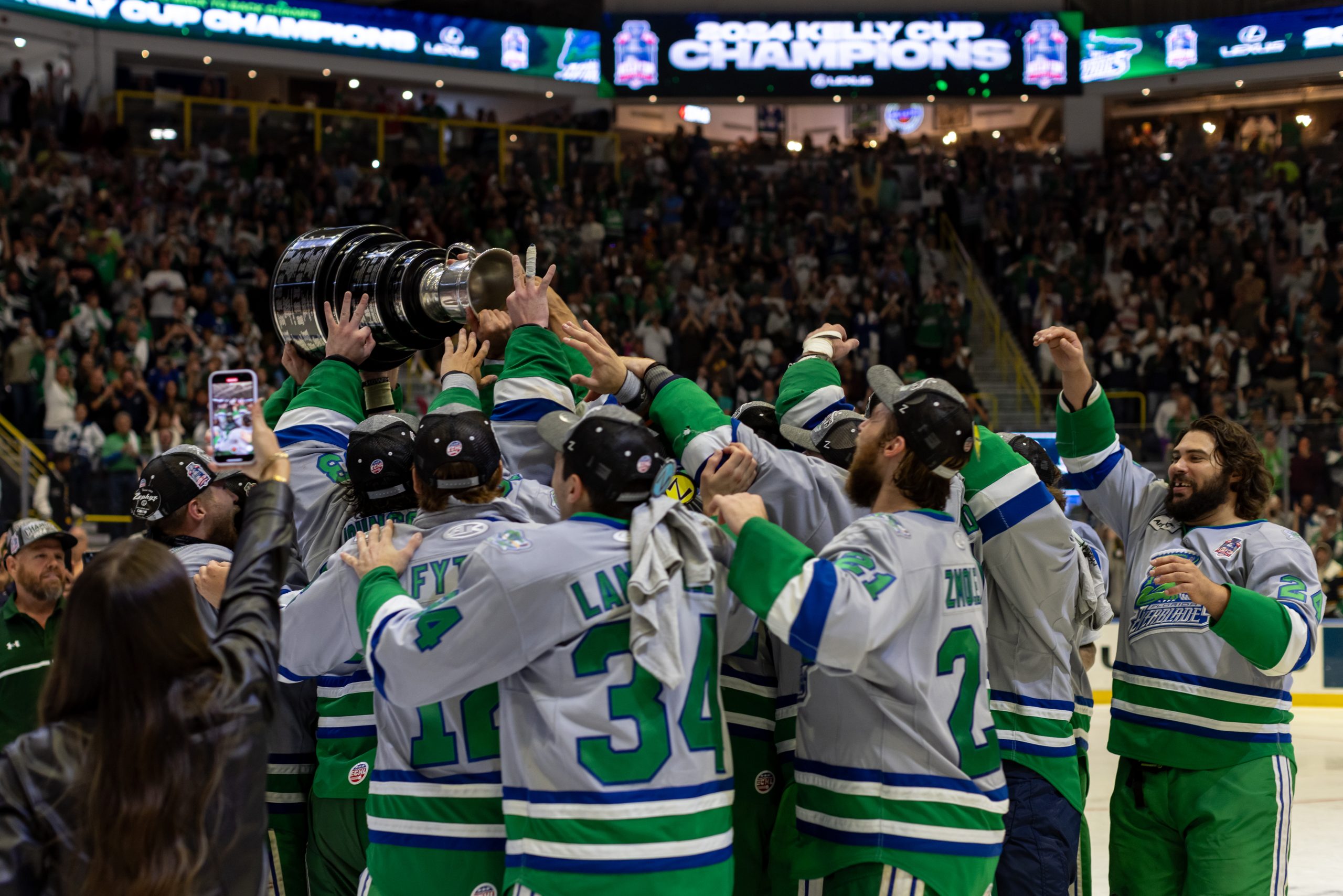 The Florida Everblades celebrates winning the 2024 Kelly Cup